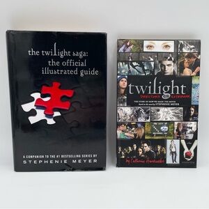 Twilight Saga The Official Illustrated Guide & Twilight Directors Notebook Set